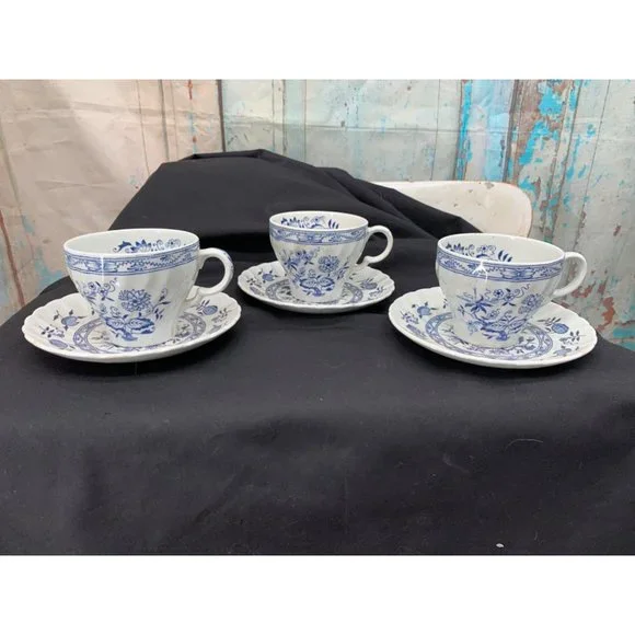 3 Wood & Sons England , ironStone Old Staffordshire Cup and Saucers - Picture 5 of 8